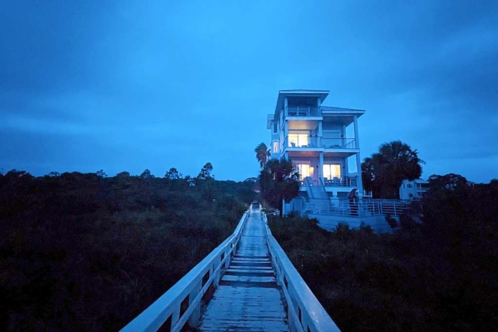 © Somebodies Productions 2024